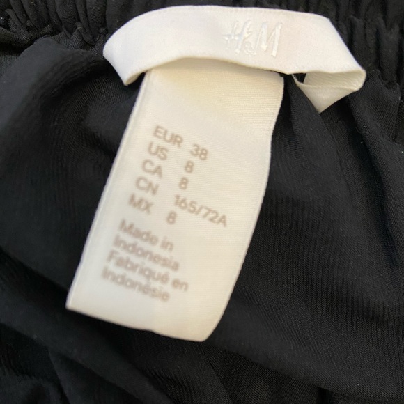 H&M Black Light Weight Drawstring Mid Length Skirt - Picture 6 of 7